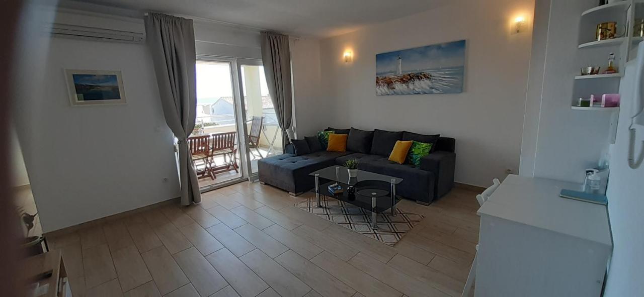 Apart Sa Terasom 250M Od Plaze,Parking,Wi Fi,Rostilj Trogir Exterior photo