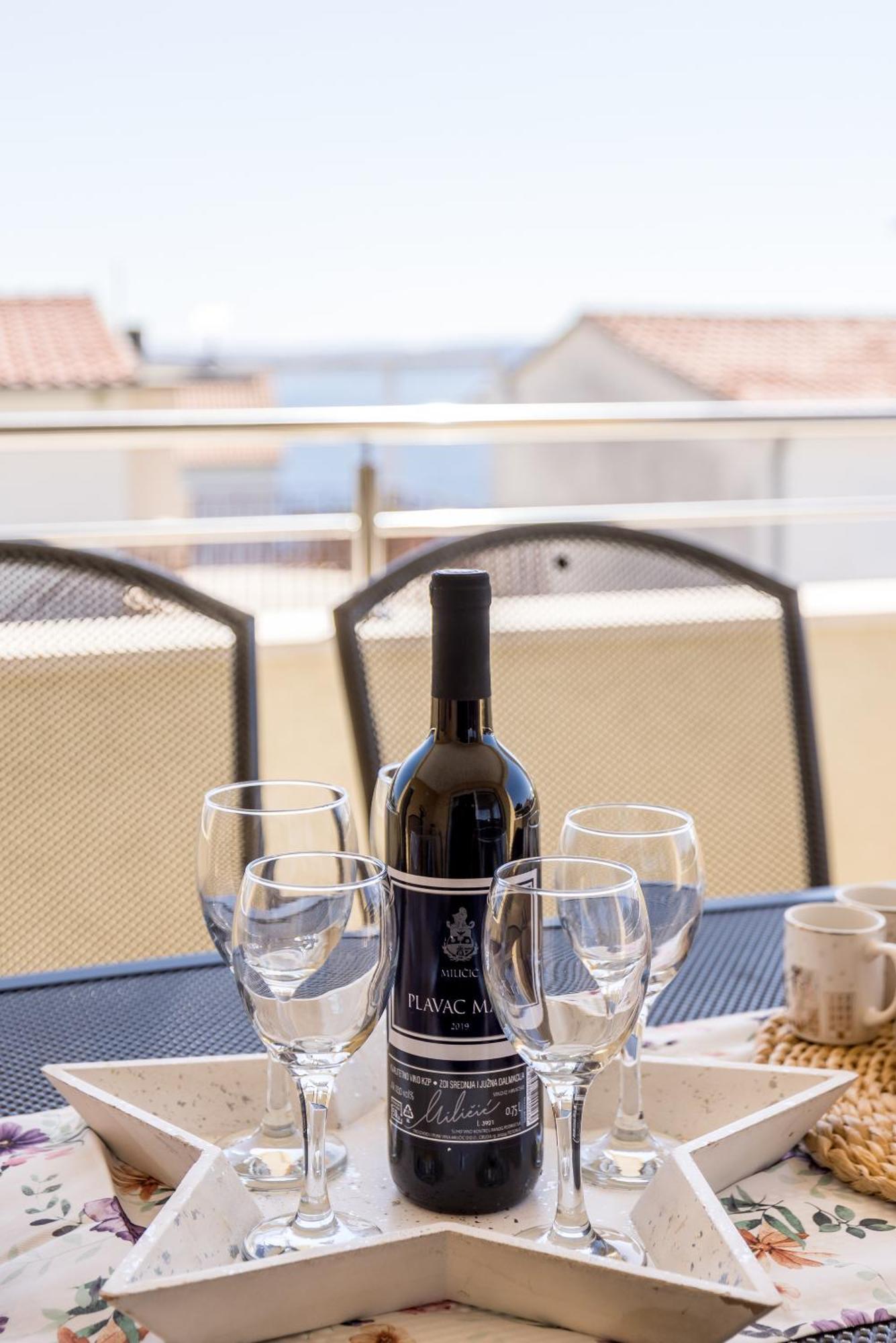 Apart Sa Terasom 250M Od Plaze,Parking,Wi Fi,Rostilj Trogir Exterior photo